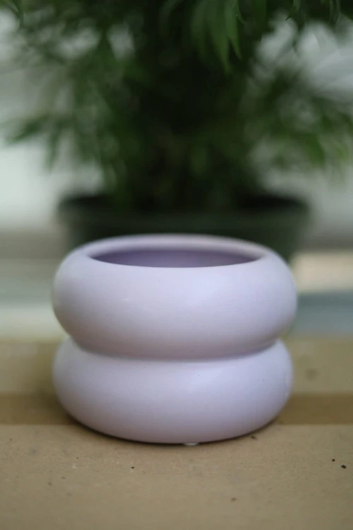 Doniczka ceramiczna fioletowa obła