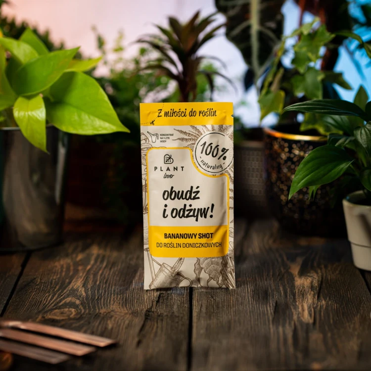 Plant Lover obudź i odżyw bananowy shot do roślin doniczkowych